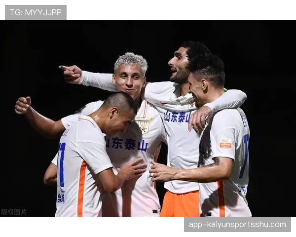 山东泰山攻防转换彻底失衡，防守再稳也救不了场